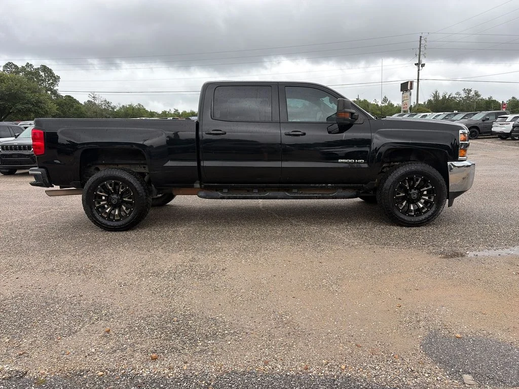Used 2017 Black Chevrolet LT image 7