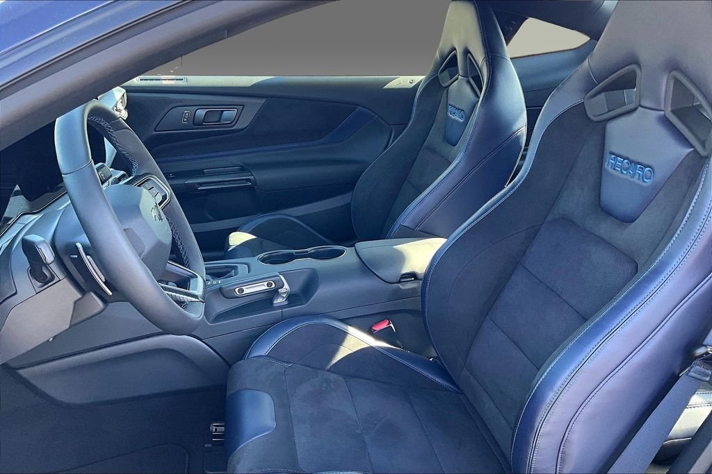 2025 Ford Mustang Dark Horse - Photo 6