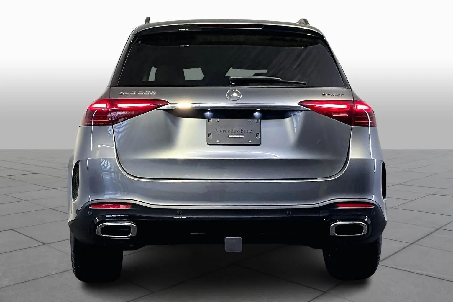 New 2026 Selenite Grey Metallic Mercedes-Benz GLE 350 image 4