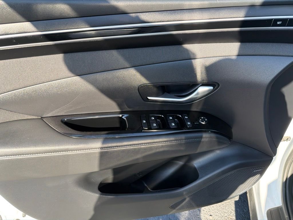 Used 2022 Gray Hyundai Limited image 9