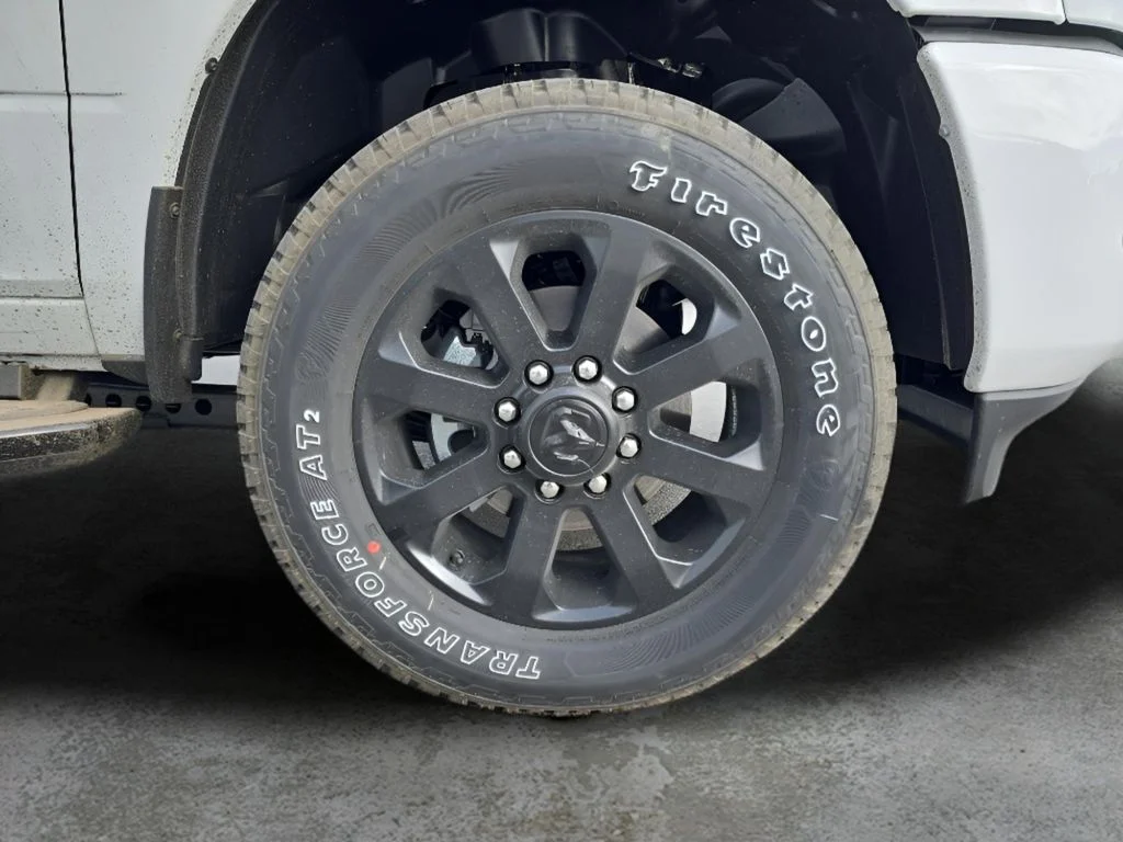 New 2026 Bright White Clear-Coat Exterior Paint RAM Laramie image 37