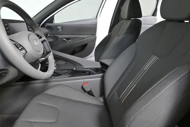 New 2026 Amazon Gray Hyundai SEL Sport image 17