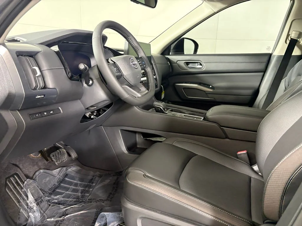 New 2026 Gun Metallic Nissan SL image 21