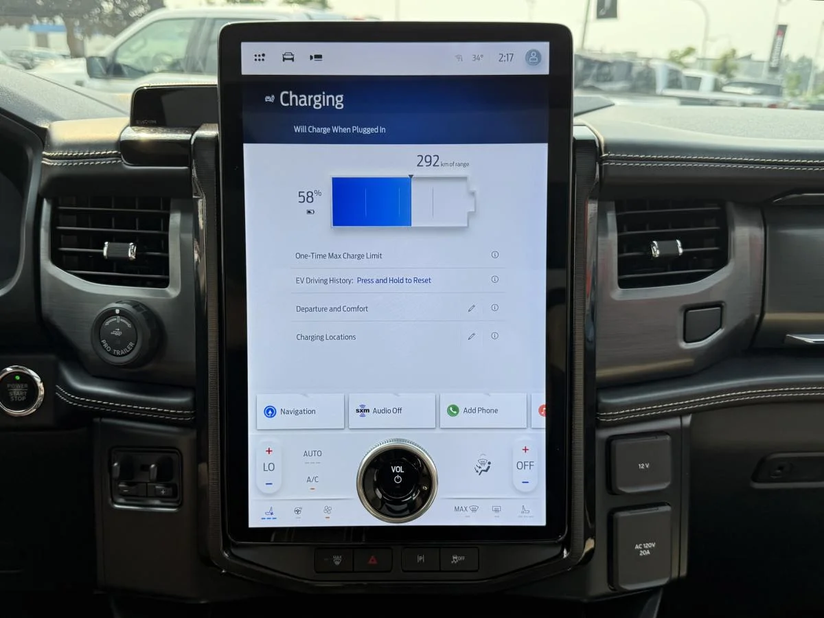 Used 2023 Grey Ford PRO image 28