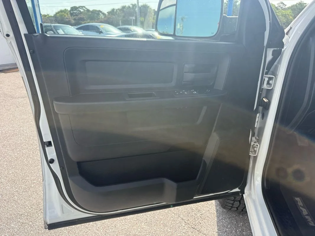 Used 2022  Ram Tradesman Crew Cab 4x4 8
