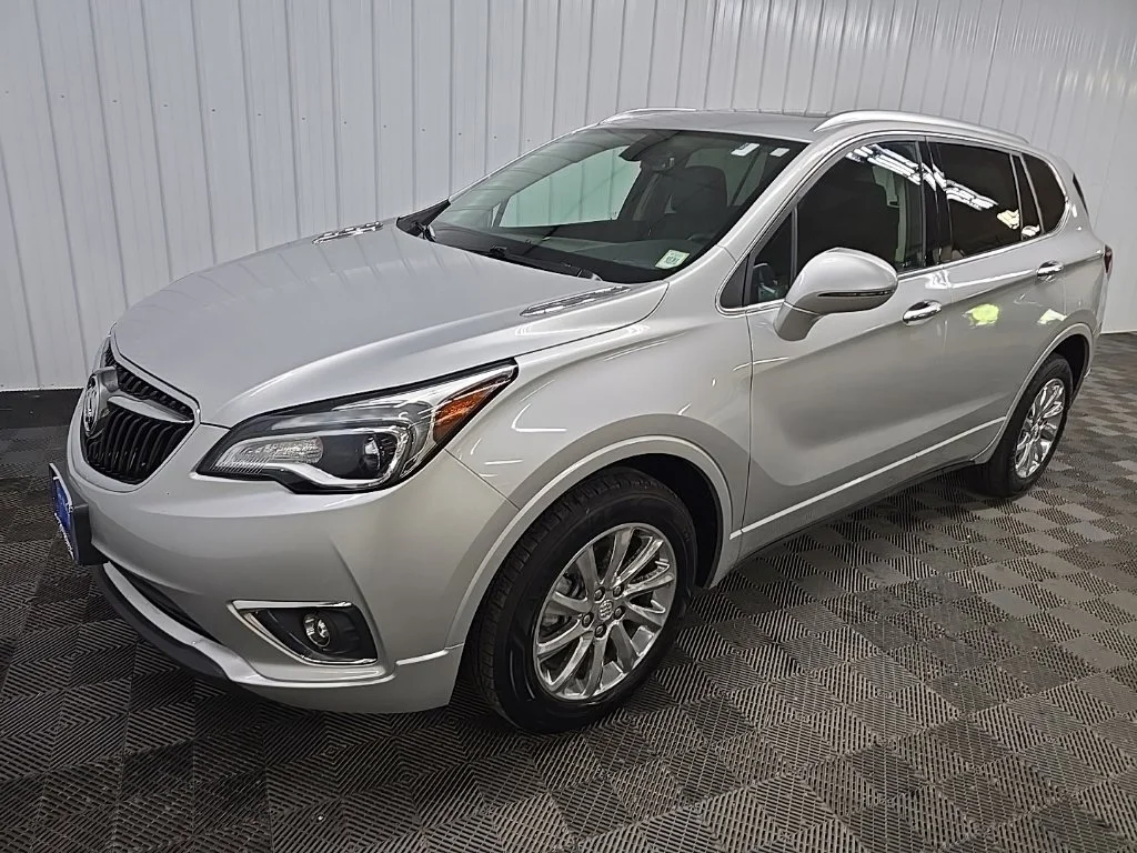 Used 2019 Silver Buick Essence image 9