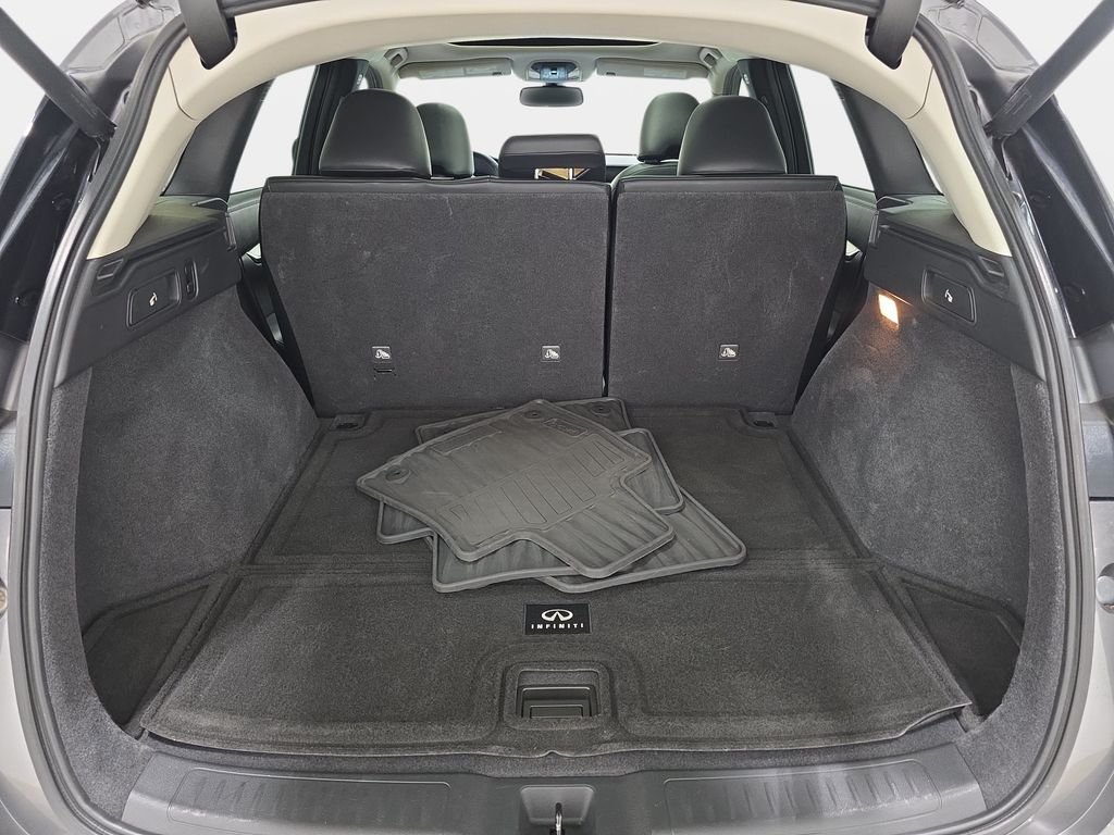 Used 2019 Graphite Shadow INFINITI LUXE image 33