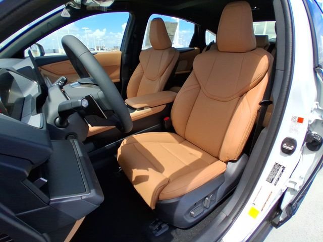 New 2026 Ultra White Lexus ES 350e LUXURY image 11