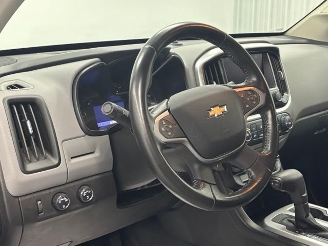 Used 2020 Blue Chevrolet LT image 17