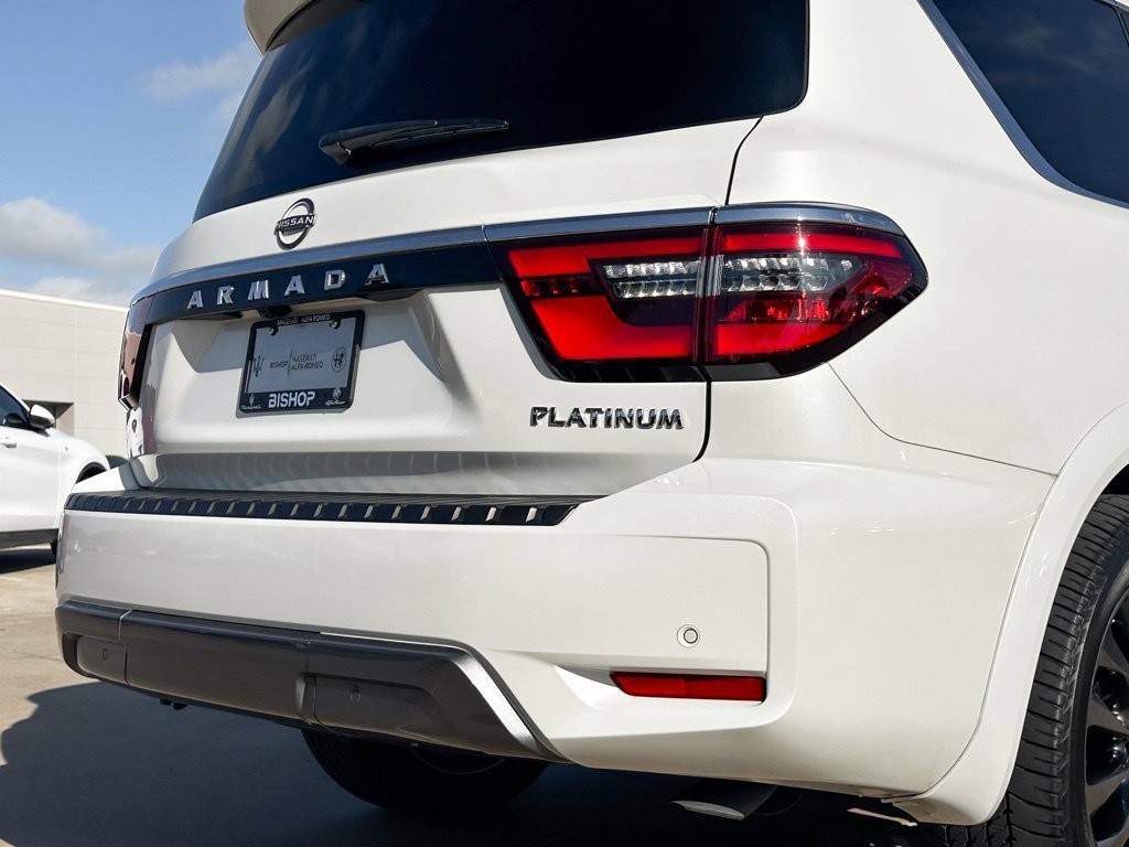 Used 2024 White Nissan Platinum image 5
