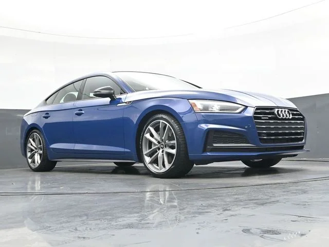 Used 2019  Audi Premium Plus image 31