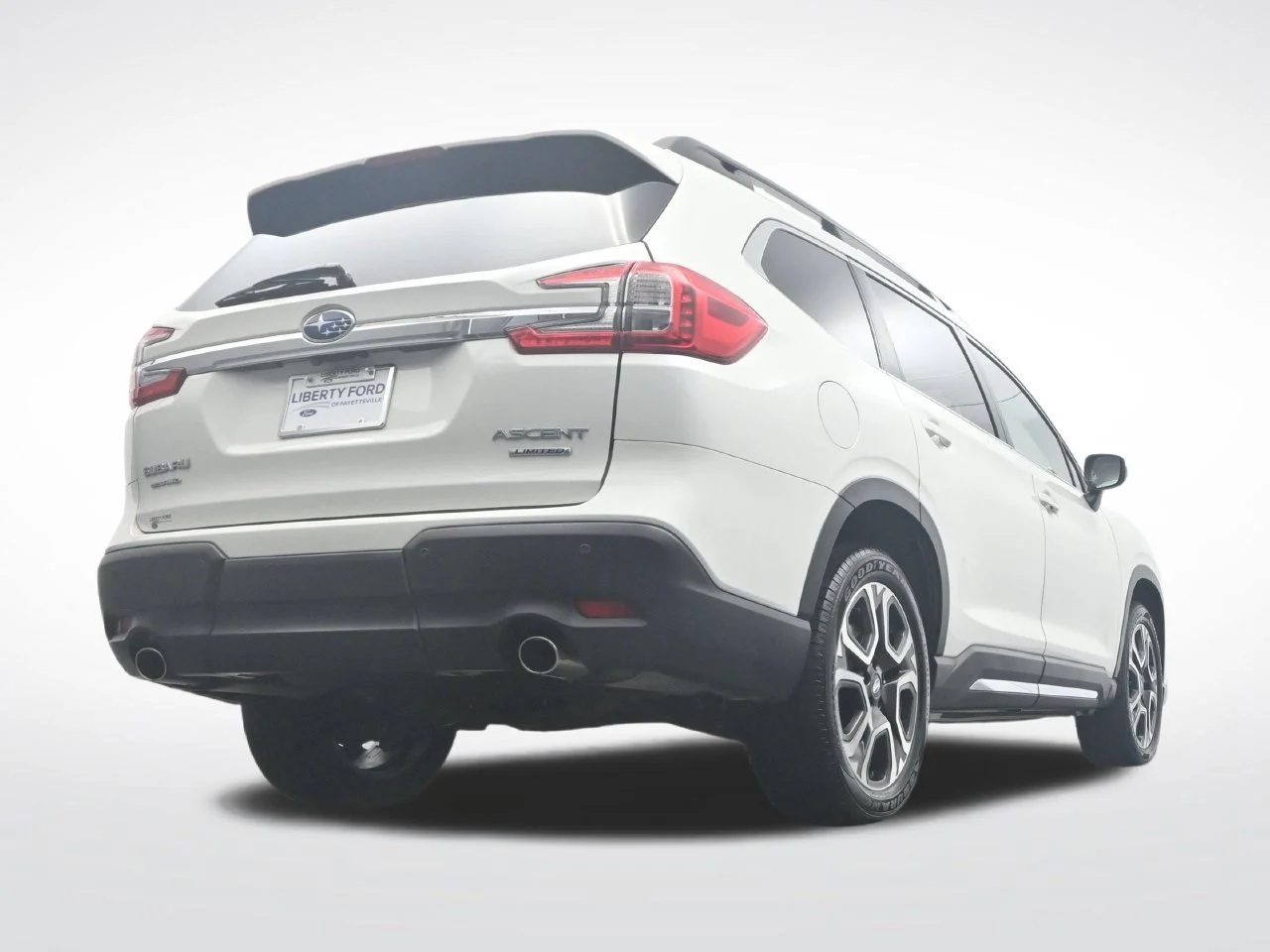 Used 2023 Crystal White Pearl Subaru Limited image 42