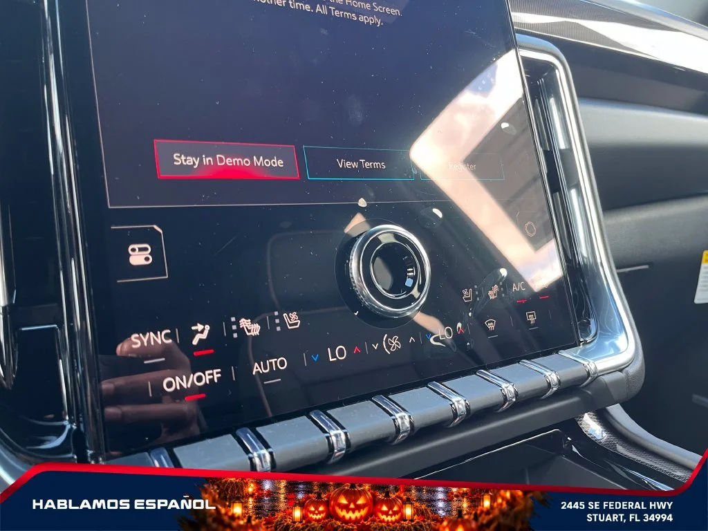 New 2027 Onyx Black GMC Elevation image 27