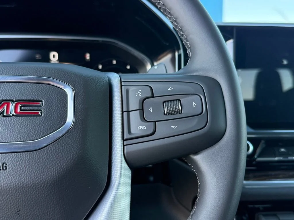 New 2026 Onyx Black GMC Elevation image 18