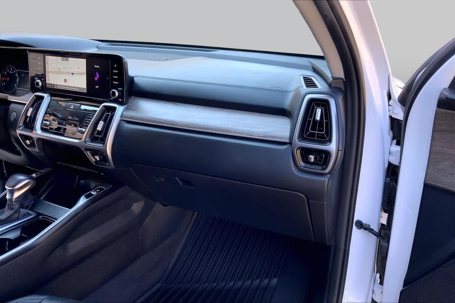 Used 2023 Glacial White Pearl Kia EX image 19