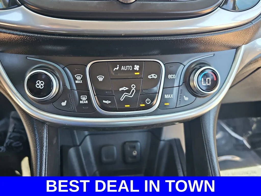 Used 2018 Silver Chevrolet Premier image 20