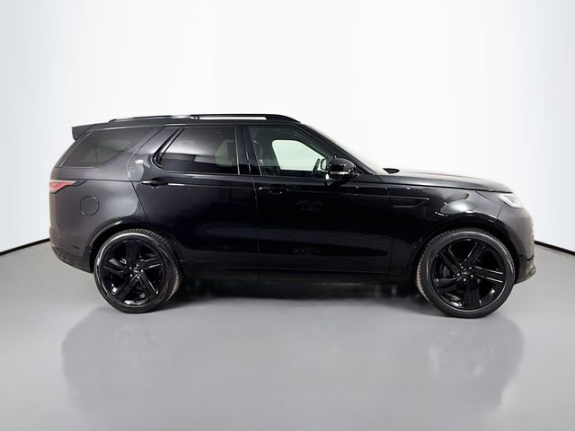 New 2026 Santorini Black Land Rover Dynamic SE image 4