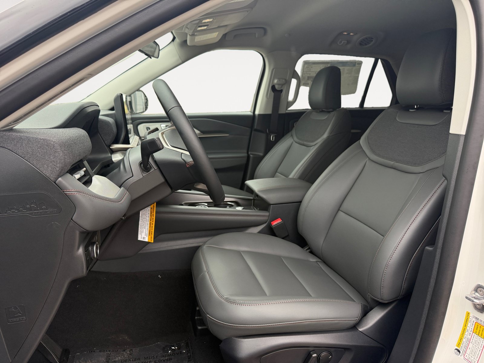 New 2026 Star White Metallic Tri-Coat Ford Active image 21