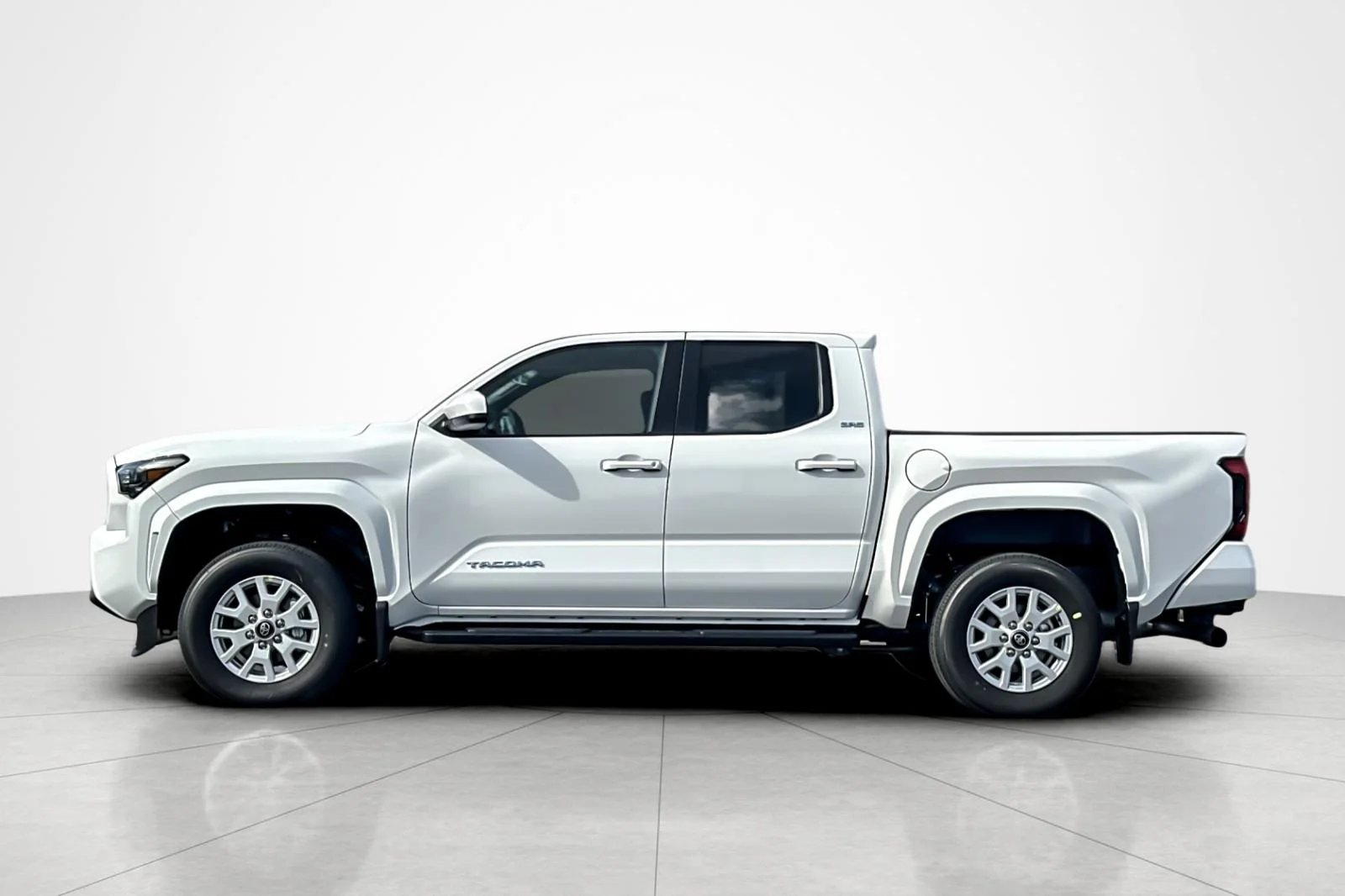 New 2026 Ice Cap Toyota  SR5 image 2