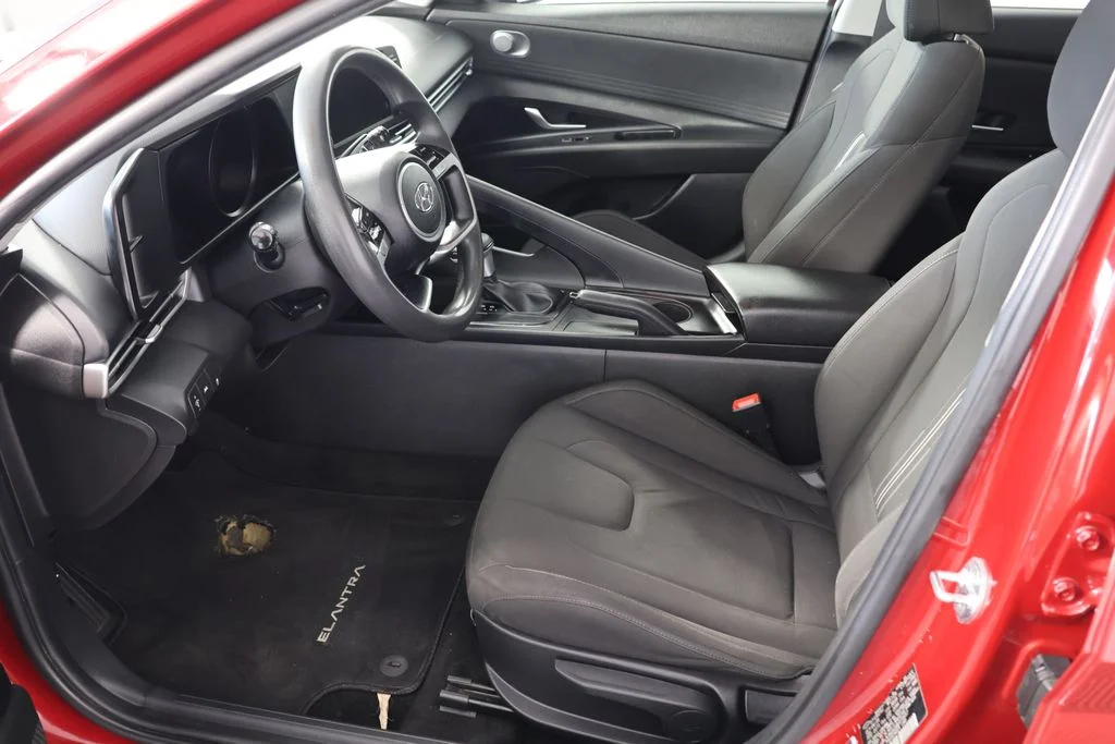 Used 2021 Red Hyundai SEL image 18