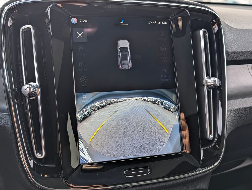 2023 Volvo C40 Ultimate - Photo 25