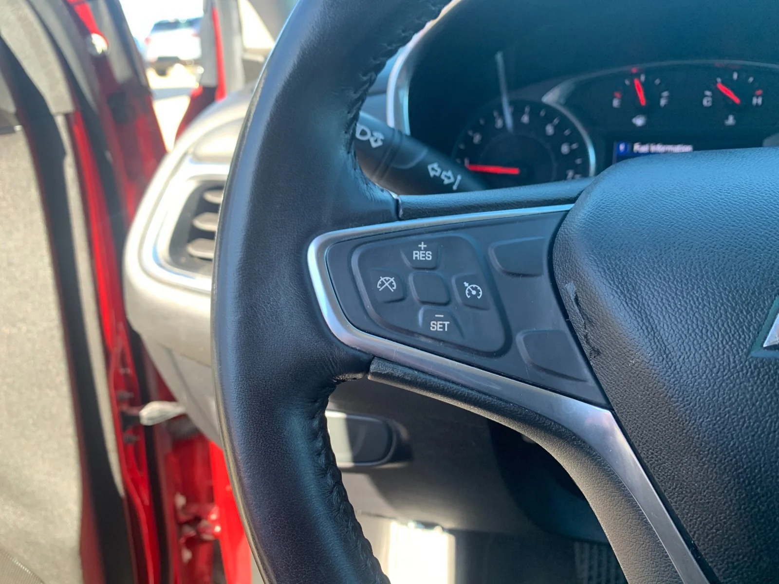 Used 2019 CAJUN RED TINTCOAT Chevrolet LT image 26