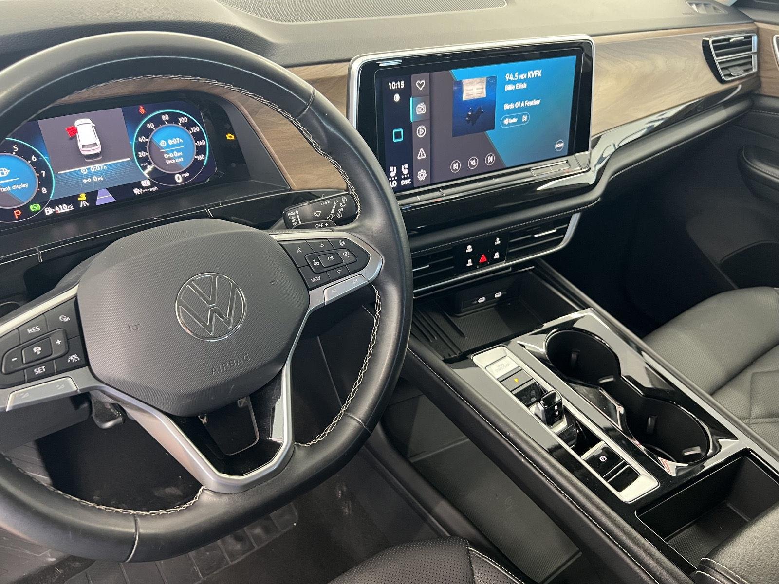 2025 Volkswagen Atlas SE w/Tech - Photo 19