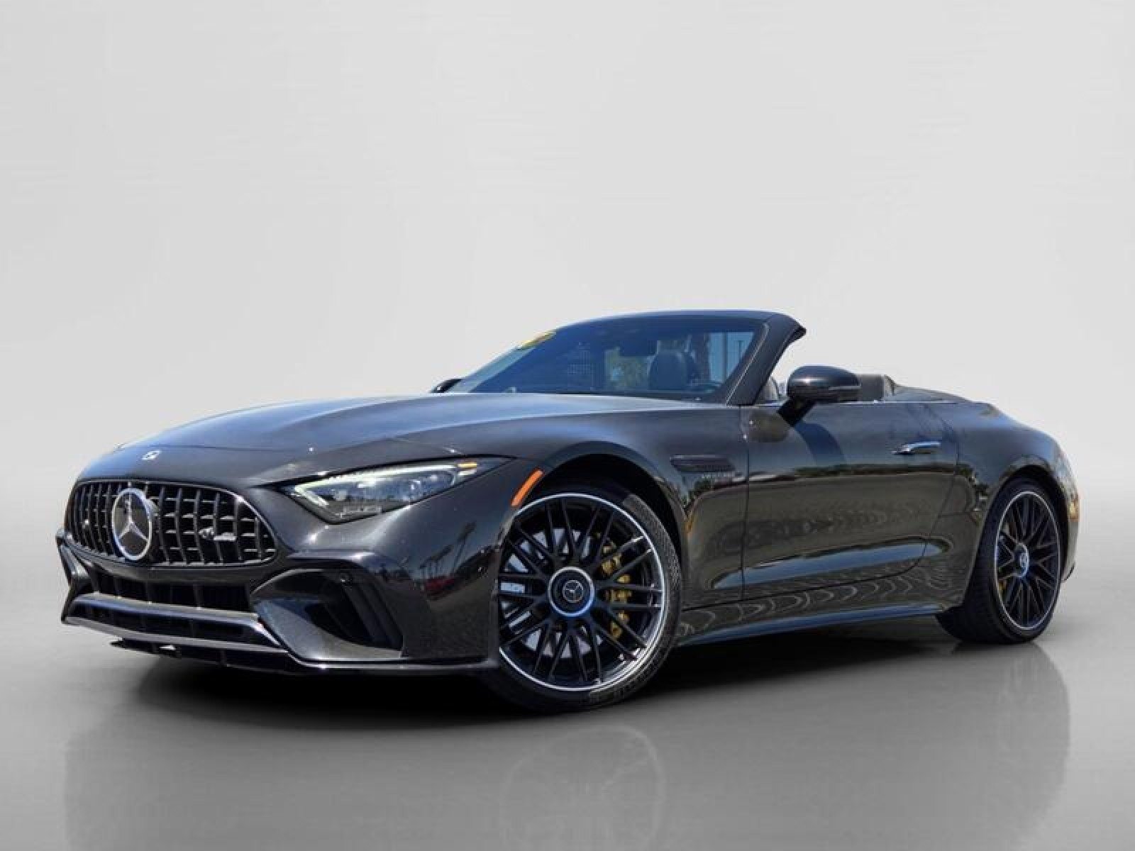 2022 Mercedes-Benz SL Mercedes-AMG SL 63 4MATIC+'s photo