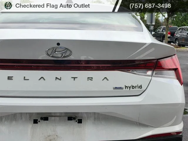 Used 2023 Lunar White Hyundai Blue image 7