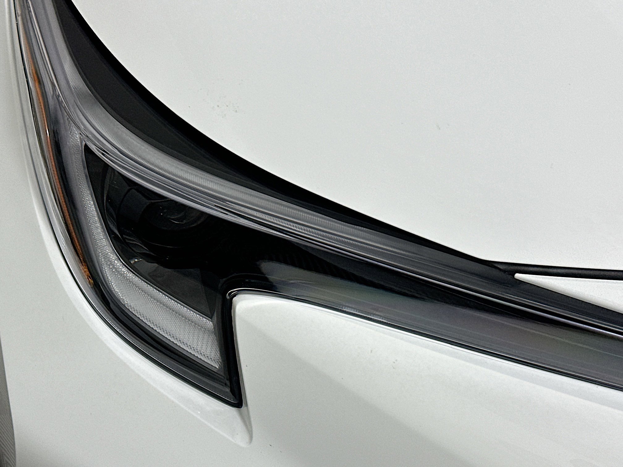Used 2026 Ice Toyota SE image 9