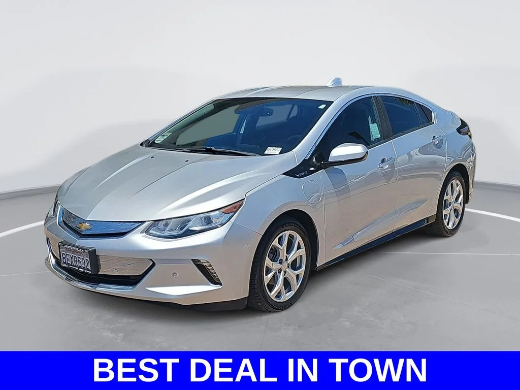 Used 2018 Silver Chevrolet Premier image 7