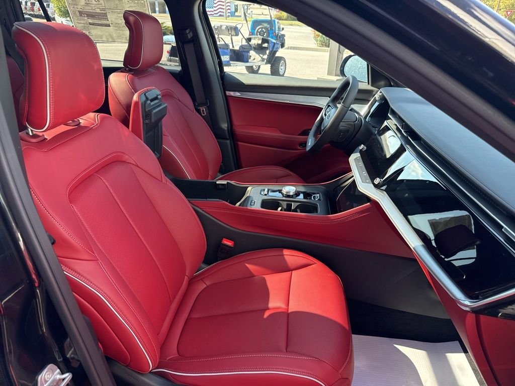 2025 Jeep Wagoneer S Launch Edition - Photo 12