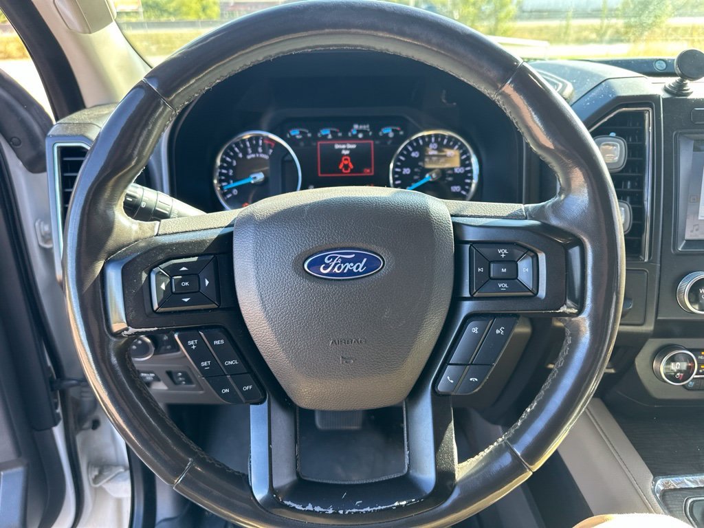 Used 2019 White Ford Limited image 5