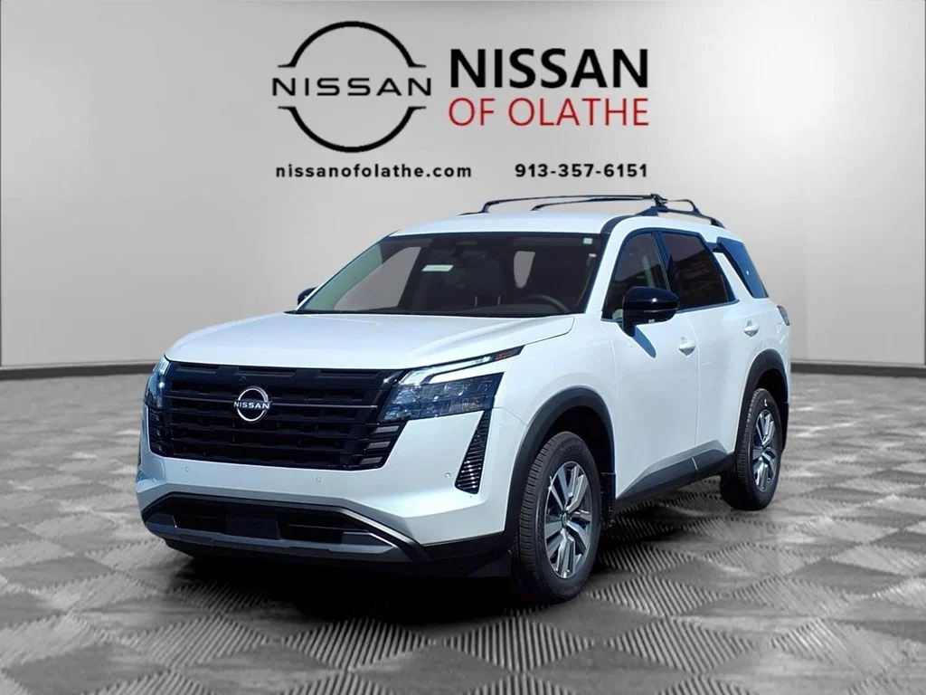 2026 Nissan Pathfinder SL 4WD's photo