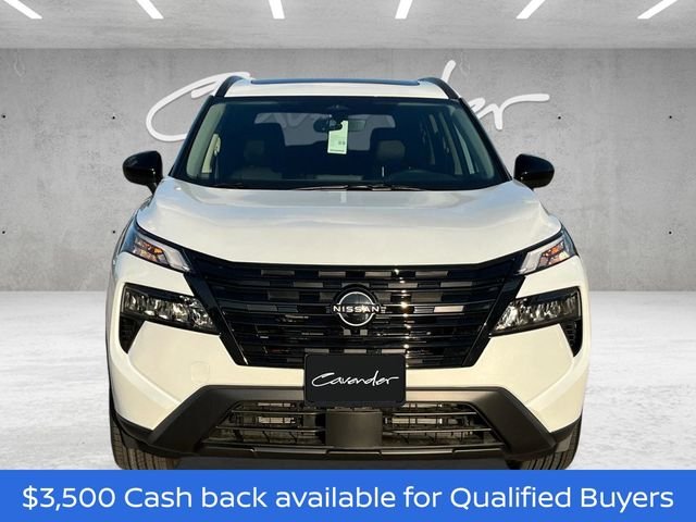 New 2026 Everest White Pearl TriCoat Nissan Dark Armor™ image 18