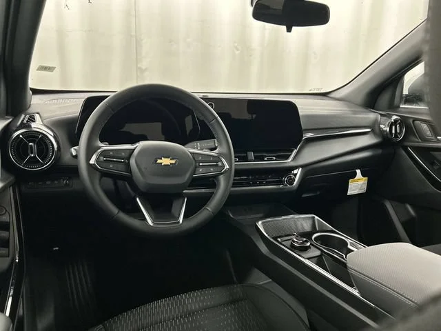 New 2027 Summit White Chevrolet LT image 22