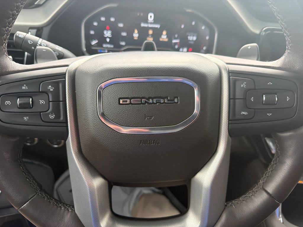 Used 2023 White GMC Denali image 19
