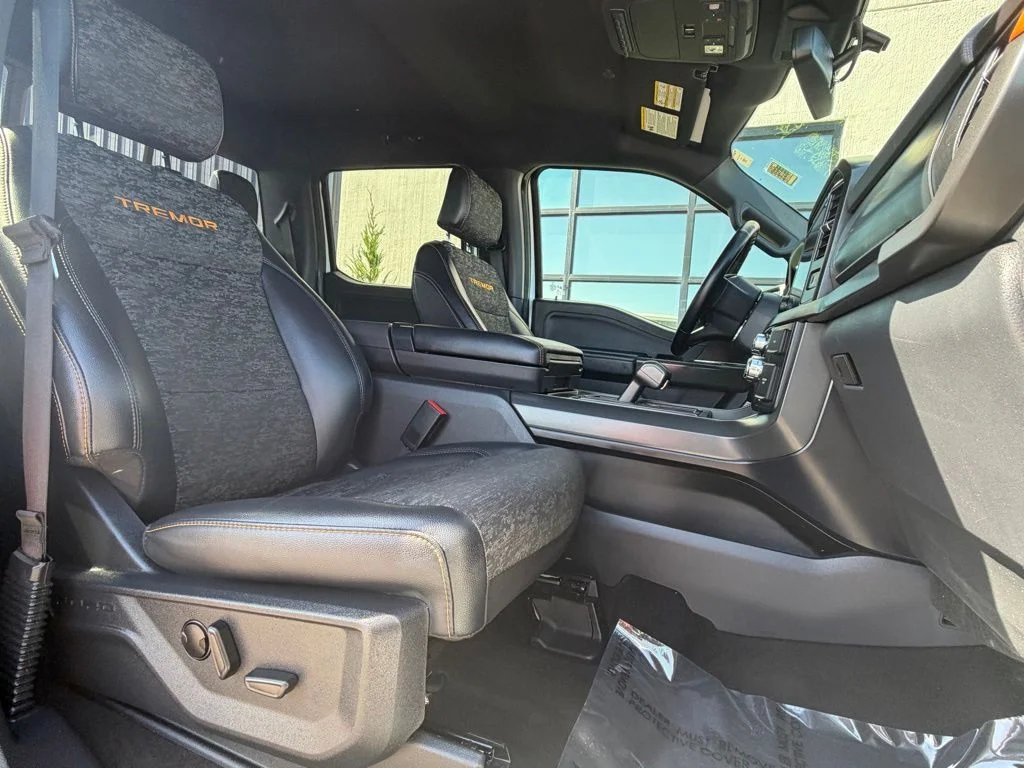 Used 2024 White Ford Tremor image 21