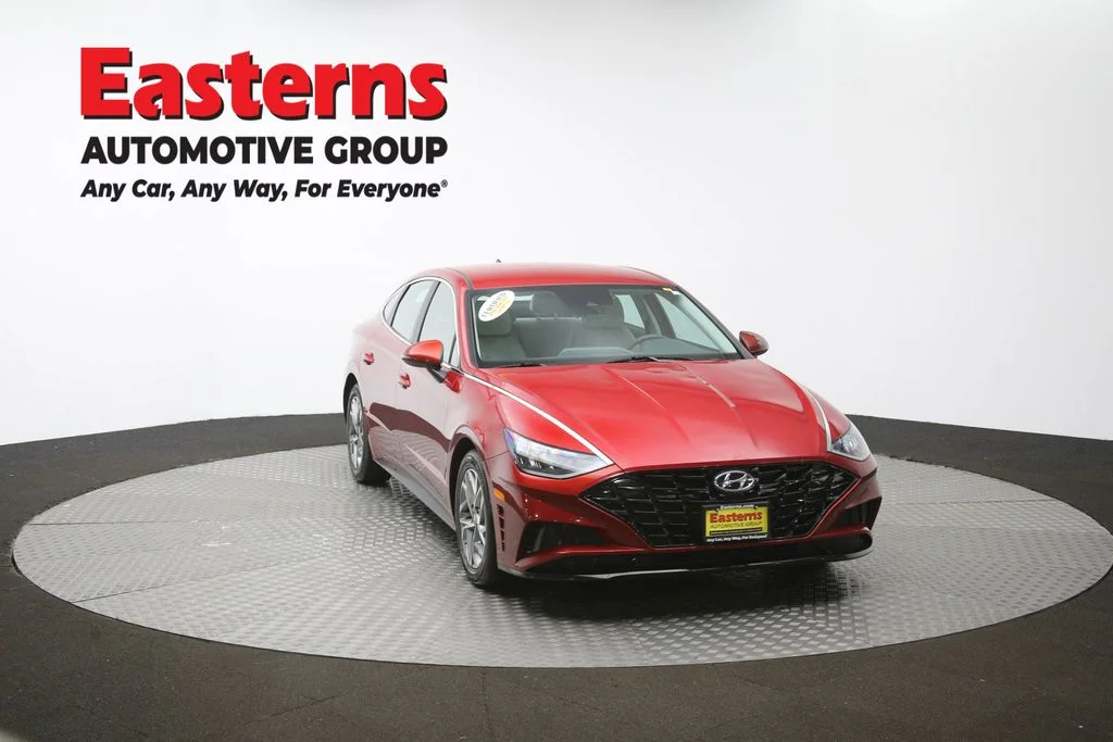 Used 2023 Red Hyundai SEL image 51