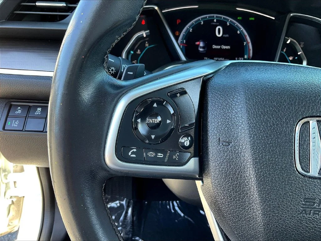 Used 2020 Platinum White Pearl Honda Touring image 12