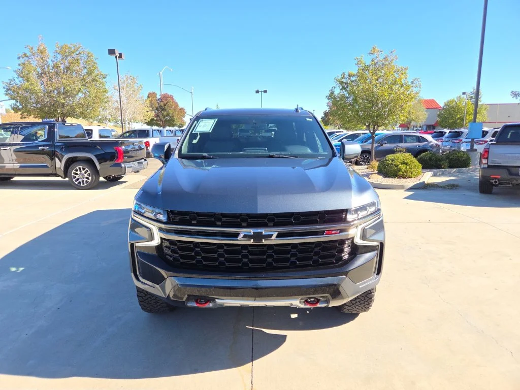 Used 2021 Gray Chevrolet Z71 image 2