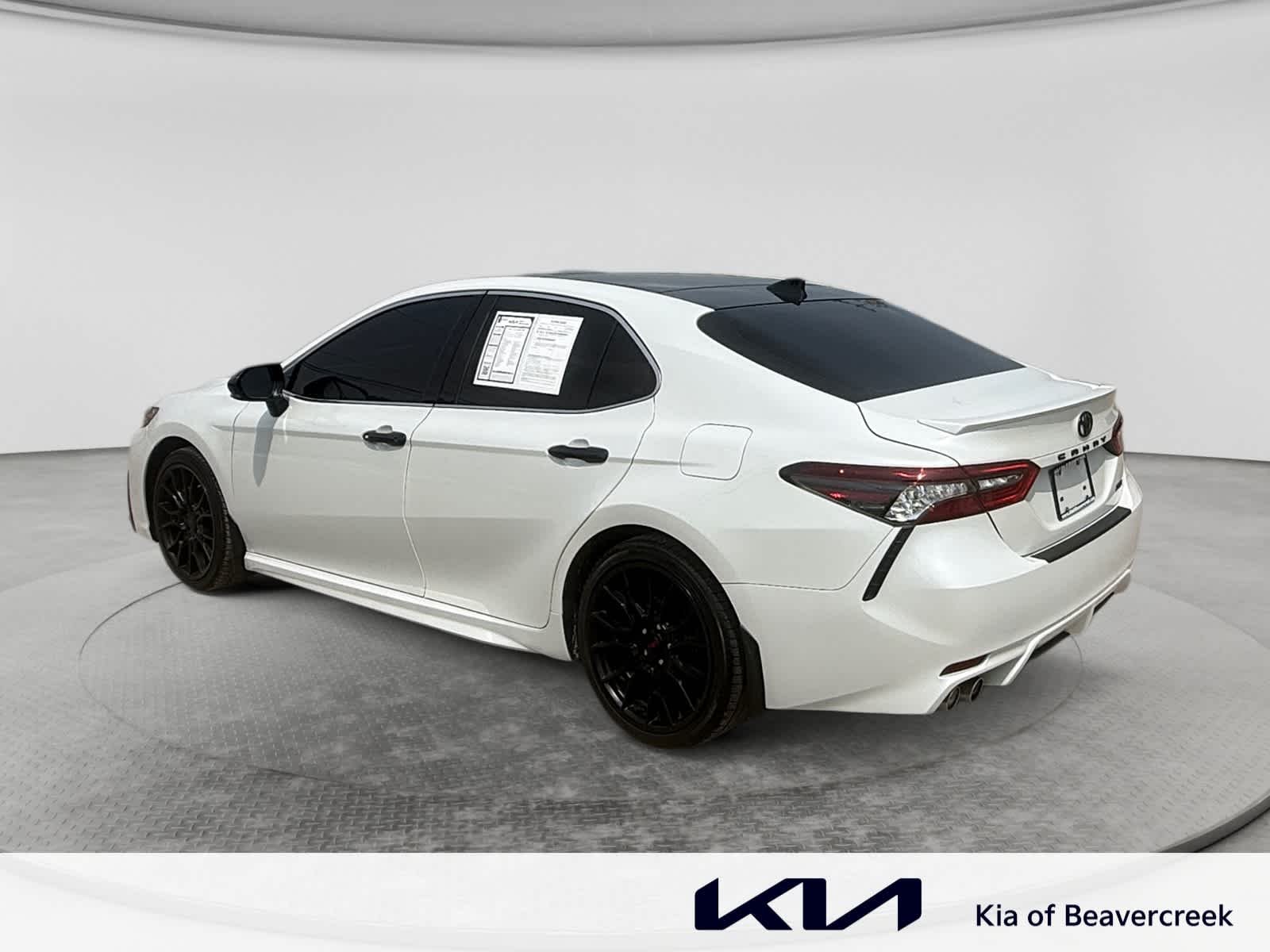 2021 Toyota Camry XSE - Photo 7