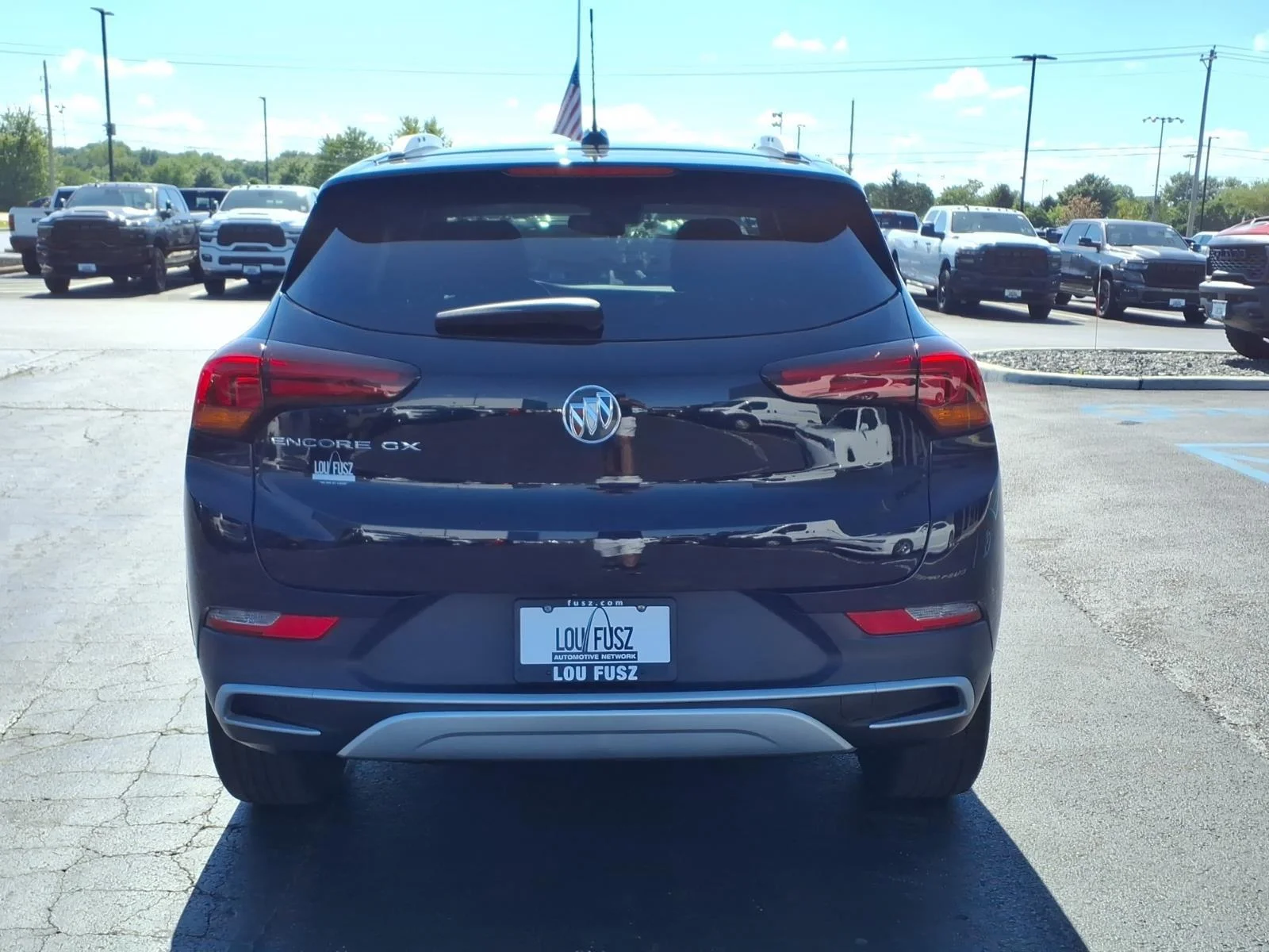 Used 2022 Ebony Twilight Metallic Buick Select image 29