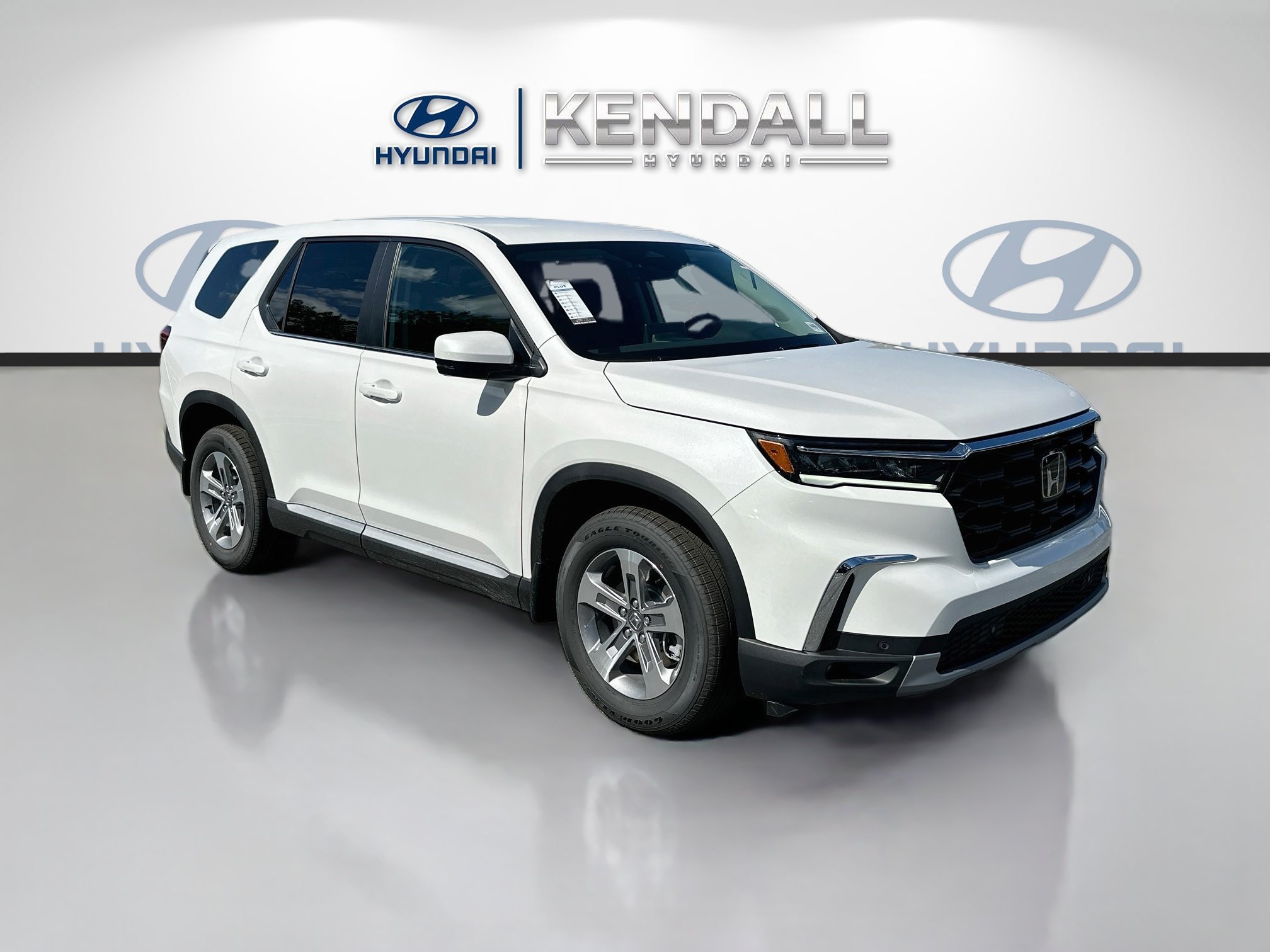 Used 2025 Platinum White Pearl Honda EX-L image 1