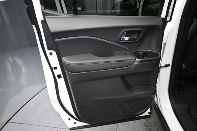 New 2026 Platinum White Pearl Honda Black Edition image 16