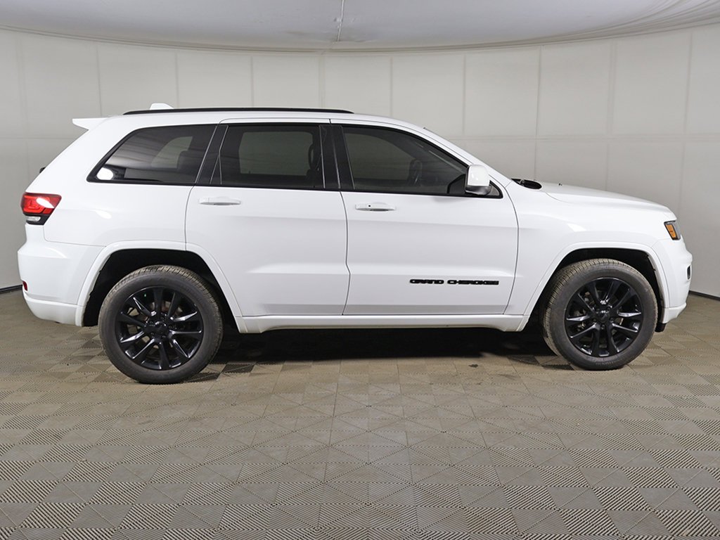 2020 Jeep Grand Cherokee Altitude - Photo 14