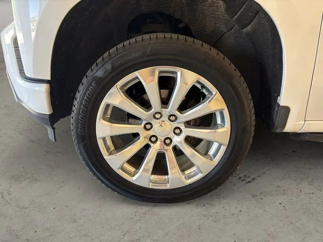 Used 2021 Beige Chevrolet High Country image 15