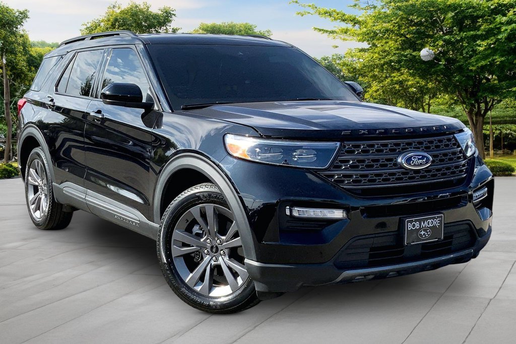 Used 2023 Black Ford XLT image 3