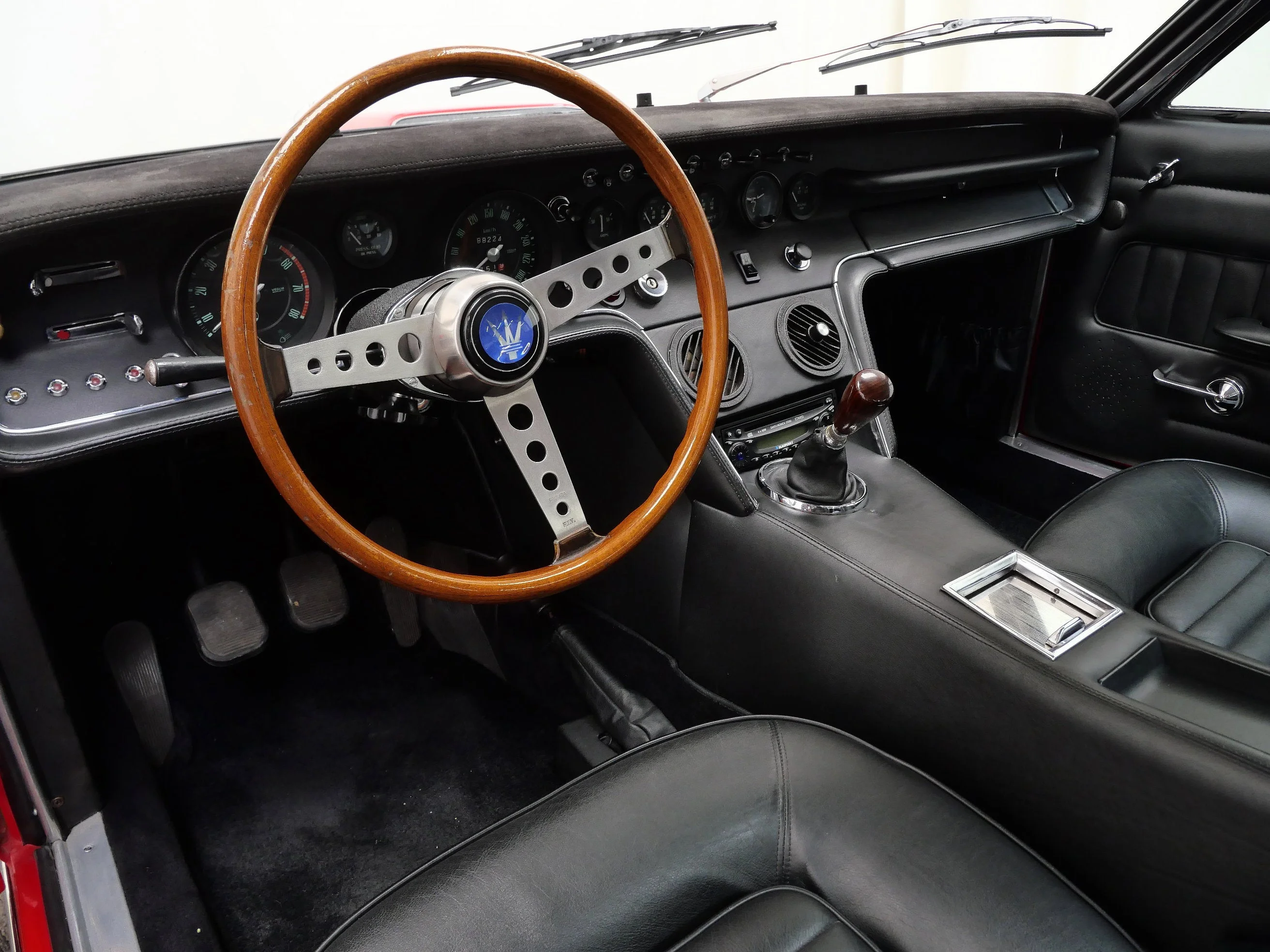 Used 1969 Red Maserati Base image 21