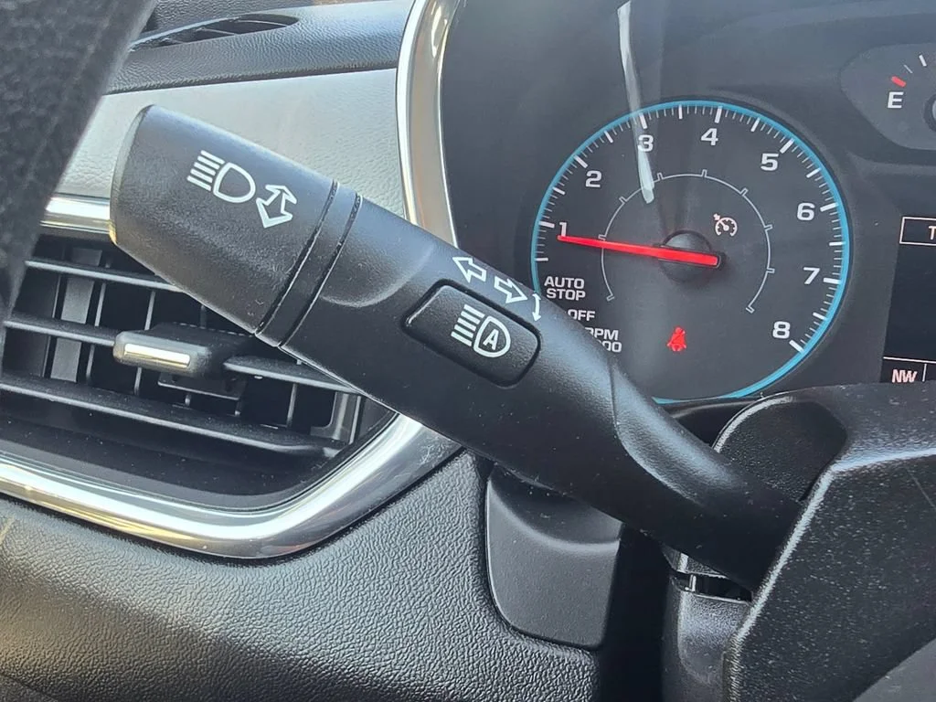 Used 2020 SILVER ICE METALLIC Chevrolet LS image 30